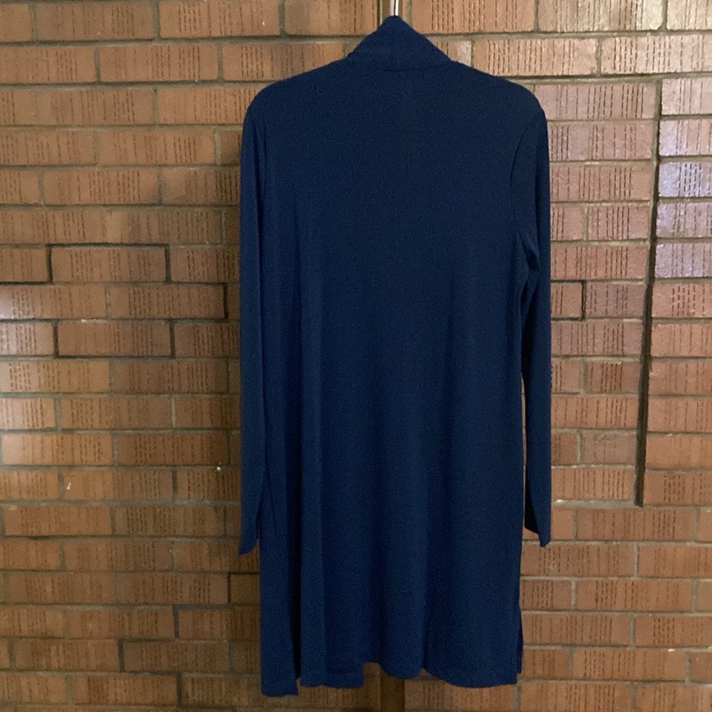 Lands’ End “Deep Sea” Matte Jersey cardigan. - Picture 2 of 8